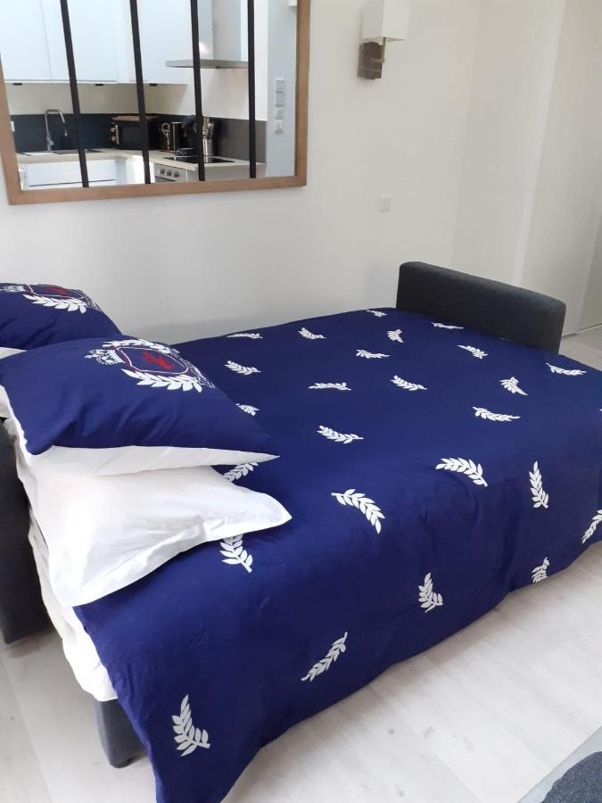 Manoir De L'As De Trefle Bed & Breakfast Isneauville Bagian luar foto